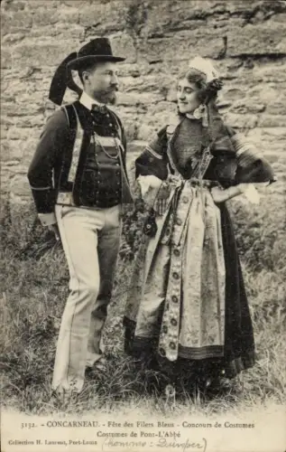 Ak Concarneau Finistère, Costumes de Pont l'Abbe