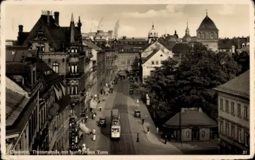 Ak Chemnitz in Sachsen,  Theaterstraße, r roter Turm, Straßenansicht, Fahrzeuge