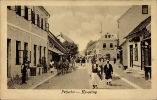 Ak Prijedor Bosnien Herzegowina, Straßenpartie, Anwohner, Fuhrwerk