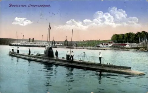 Ak Deutsches U Boot, Unterseeboot, Seeleute an Deck, Kaiserliche Marine