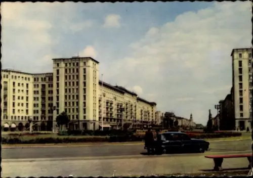 Ak Berlin Friedrichshain, Stalinallee, Strausberger Platz