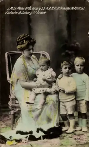 Ak Königshaus von Spanien, La Reina de Espana y sus hijos