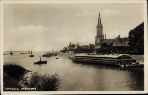 Ak Emmerich am Niederrhein, Rheinpartie mit Schiffen