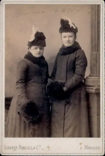 Kabinett Foto Moskau, Zwei Frauen, Porträt, Muff