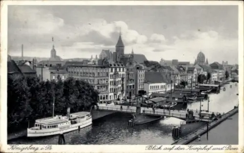 Ak Kaliningrad Königsberg Ostpreußen, Schwarz-Weiß-Bild, Blick auf Kneiphof und Dom, Schiffe im W