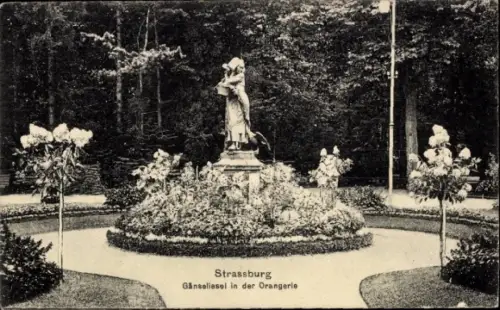 Ak Strasbourg Straßburg Elsass Bas Rhin, Gänseliesel in der Orangerie