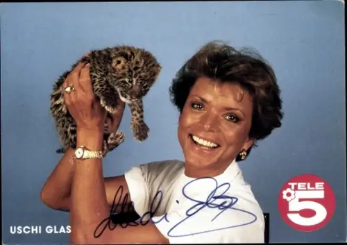 Ak Schauspielerin Uschi Glas, Tele 5, Autogramm