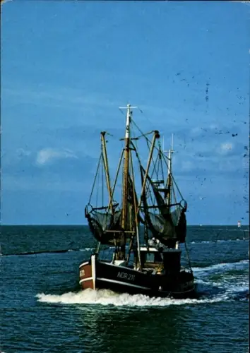 Ak Fischerboot, Vom Fang zurückkehrender Krabbenkutter