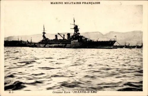 CPA Marine Militaire Française, Croiseur Ecole Jeanne d'Arc
