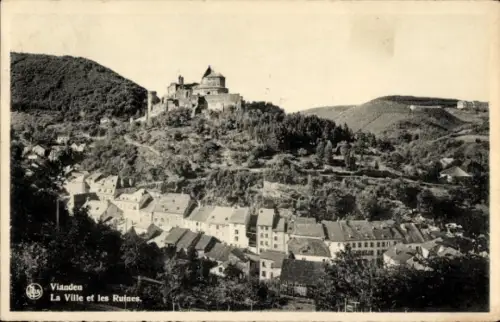 Ak Vianden Luxemburg, Schloss,  Stadtansicht, Ruinen, Landschaft