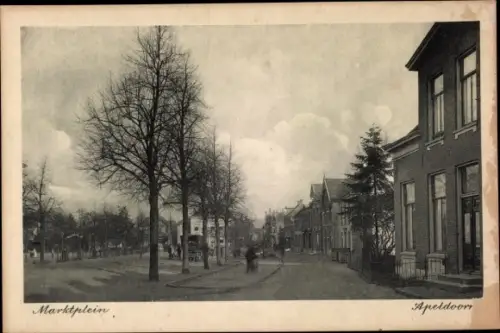 Ak Apeldoorn Gelderland, Marktplein