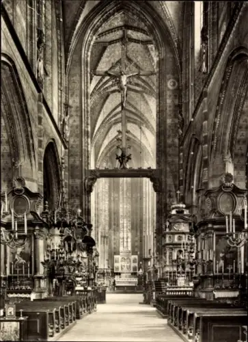 Ak Kraków Krakau Polen, Marienkirche, Innenansicht, Mittelschiff und Chor