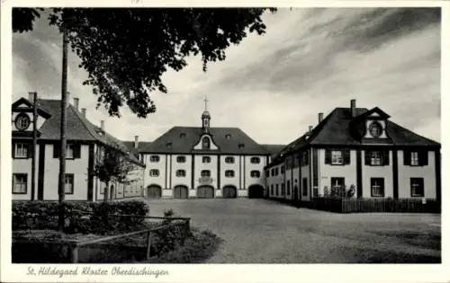 Ak Oberdischingen Alb Donau Kreis, St. Hildegard Kloster  Gebäude, Innenhof, Bäume