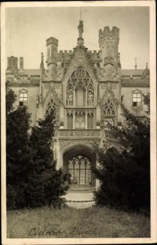 Ak Lednice Eisgrub Südmähren, Schloss Liechtenstein, Hauptportal,  Zámek, Nr. 2687