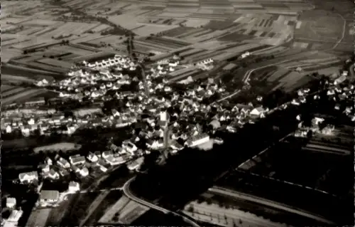 Ak Dagersheim Böblingen in Württemberg, Luftaufnahme von  landwirtschaftliche Flächen, Wohnhäuser