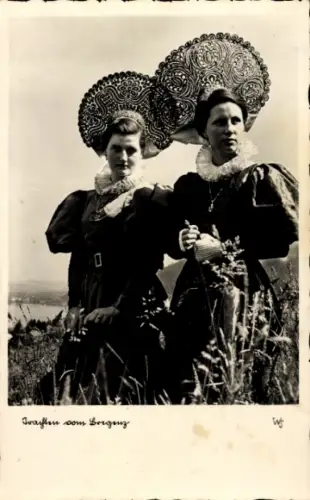 Ak Bregenz am Bodensee Vorarlberg, Frauen in Tracht