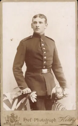 Kabinett Foto Zwickau, Deutscher Soldat in Uniform