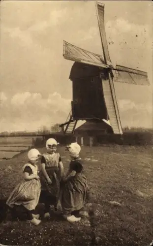 Ak Zeeland Niederlande, Windmühle, Kinder in Tracht