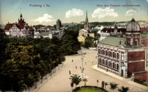Ak Freiberg in Sachsen,  Blick über Postplatz und Hornstraße, Menschen auf der Straße