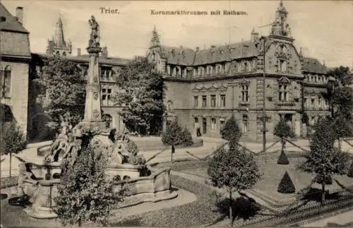 Ak Trier an der Mosel, Kornmarktbrunnen, Rathaus, Trier
