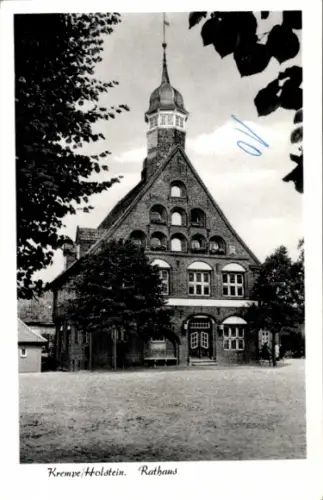 Ak Krempe in Holstein, Rathaus, Platz