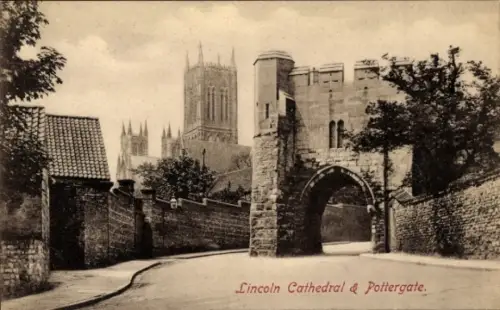 Ak Lincoln Lincolnshire England, Lincoln Cathedral, Poltergate
