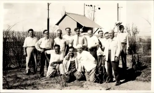 Foto Ak Laguna Paiva Argentinien, Männergruppe 1932