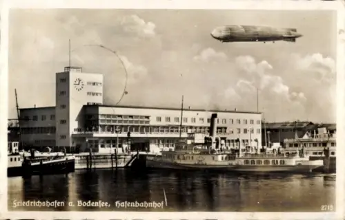 Ak Friedrichshafen am Bodensee, Hafenbahnhof, Zeppelin
