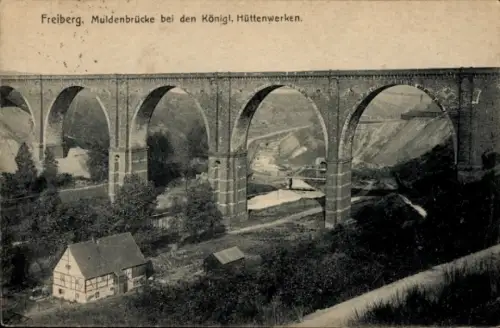 Ak Freiberg in Sachsen, Muldenbrücke, Königl. Hüttenwerken, Landschaft, Gebäude