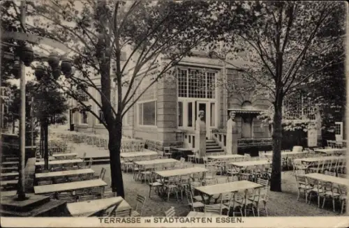 Ak Essen im Ruhrgebiet, Terrasse im Stadtgarten
