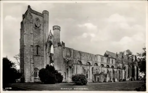 Ak Dunkeld Schottland, Dunkeld Cathedral, Schwarz-Weiß-Foto, 1954