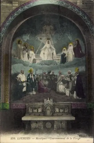 Ak Lourdes Hautes Pyrénées, Mosaikdarstellung, Krönung der Jungfrau Maria,  religiöse Szene