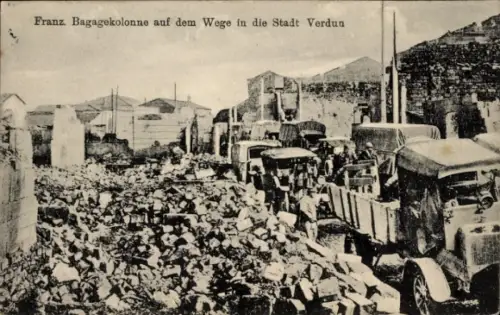 Ak Verdun Meuse, Franz. Bagagekolonne auf dem Wege in die Stadt