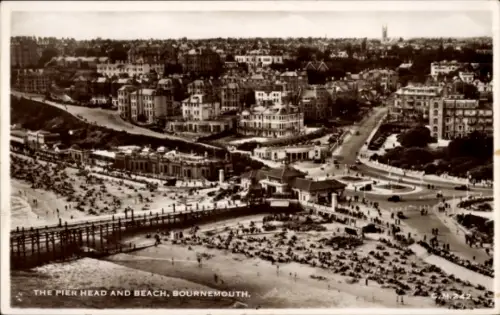 Ak Bournemouth Dorset England, Strand, Pier, Menschen,  Schwarz-Weiß-Foto