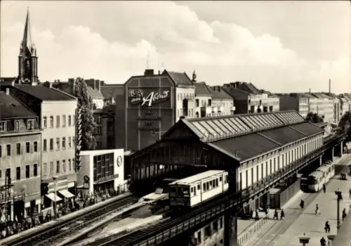 Ak Berlin Prenzlauer Berg, S Bahnhof Schönhauser Allee, Straßenbahn, Kirchturm