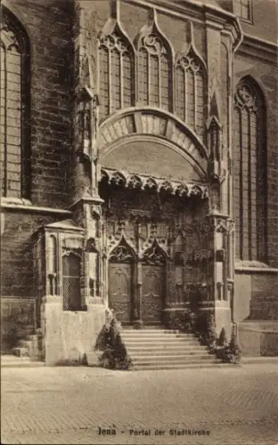 Ak Jena in Thüringen, Portal der Stadtkirche,  gotische Architektur, Eingangstüren