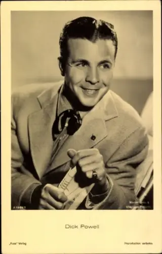 Ak Schauspieler Dick Powell, Portrait