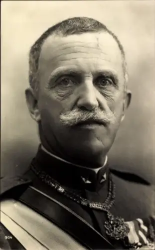 Ak Vittorio Emanuele, Viktor Emanuel III., König von Italien, Portrait