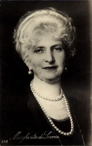 Ak Margherita Maria Teresa Giovanna di Savoia, Portrait