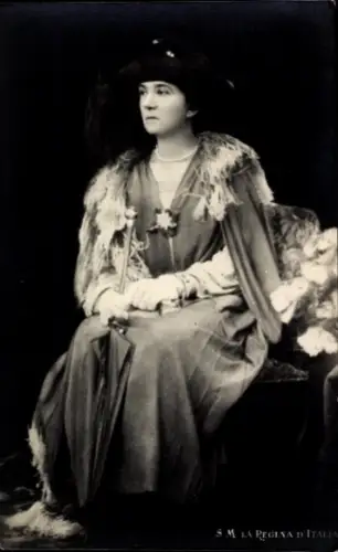 Ak Königin Jolanda Margherita von Italien, Portrait