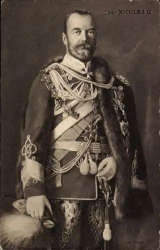 Ak Zar Nikolaus II von Russland, Portrait in Uniform, Orden, Abzeichen