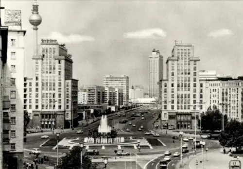 Ak Berlin Friedrichshain, Strausberger Platz