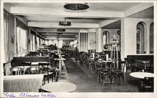 Ak Kiel, Wiener Cafe