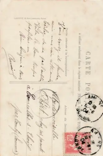 Glitzer Ak Augier, Frau mit Blumenstrauß, Profilansicht