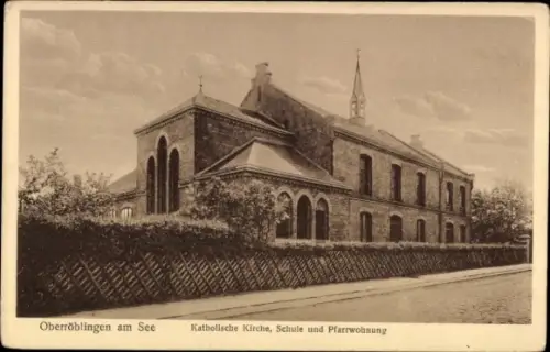 Ak Oberröblingen am See Sangerhausen, Katholische Kirsche, Schule, Pfarrhaus