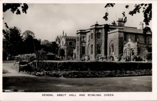 Ak Kendal Cumbria England, Kendal Abbot Hall, Bowling Green, Schwarz-Weiß-Fotografie