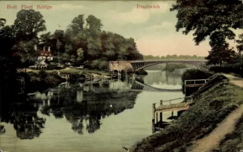 Ak Droitwich Worcestershire England, Holt Fleet Bridge, Wasser, Bäume, ruhige Landschaft