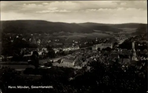 Ak Hann. Münden in Niedersachsen, Gesamtansicht von  Landschaft, Stadtansicht