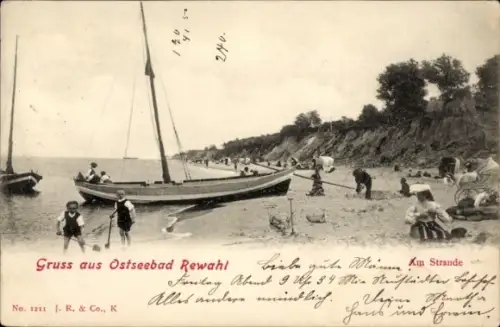 Ak Rewahl Pommern, Partie am Strand, Segelboot, Kinder