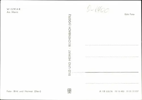 Ak Hansestadt Wismar, am Markt, Automobile, Wasserkunst